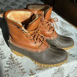 LL Bean Duck Boots Shearling Lined, Size 9